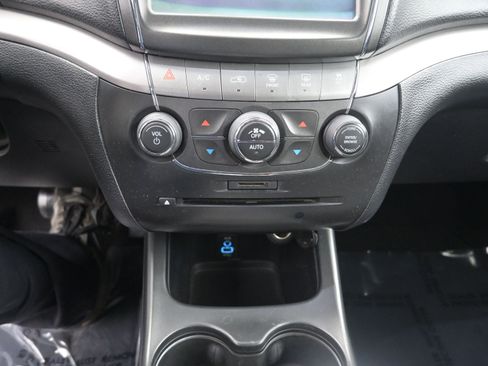 Used 2018 Dodge Journey Crossroad image 13