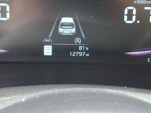Certified 2025 Kia Soul LX w/ LX Technology Package FWD image 20