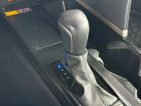 Used 2025 Toyota Camry SE FWD image 22