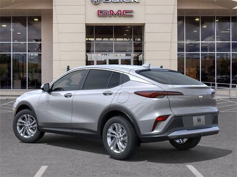 New 2026 Buick Envista Preferred image 3