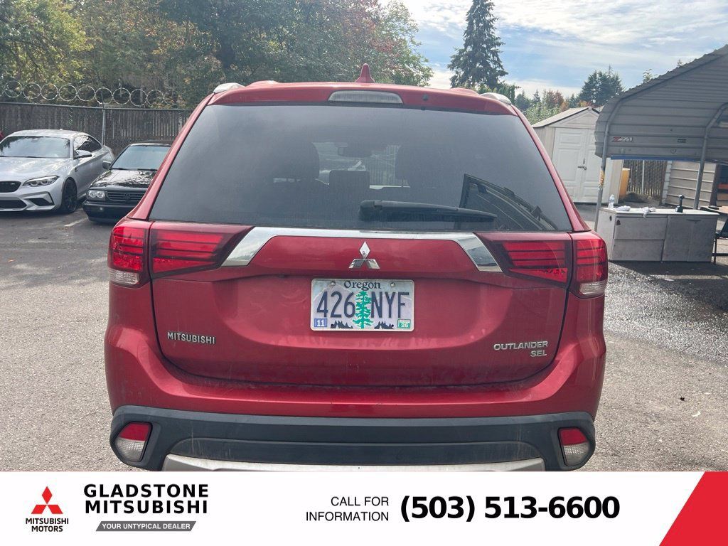 Used 2017 Mitsubishi Outlander SEL FWD image 7