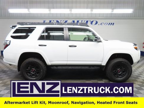 Used 2021 Toyota 4Runner Venture image 1