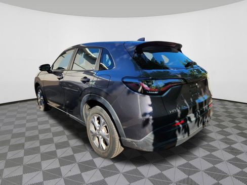 Used 2024 Honda HR-V LX image 3
