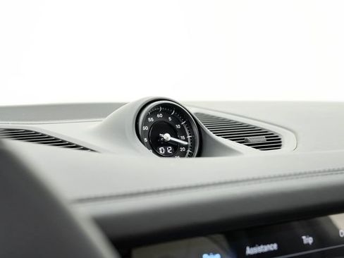 New 2026 Porsche Cayenne S AWD/4WD image 17