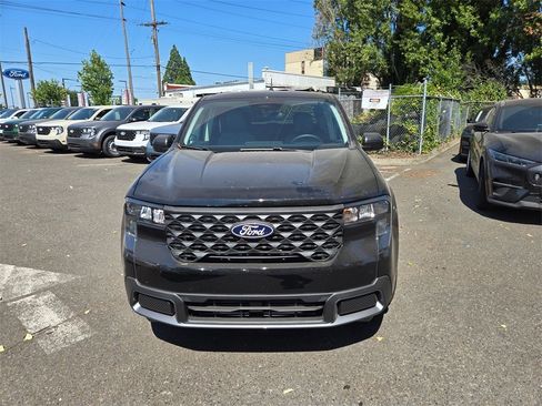 New 2025 Ford Maverick XLT w/ XLT Luxury Package image 2