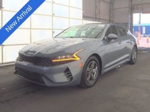 Used 2022 Kia K5 LXS FWD image 1
