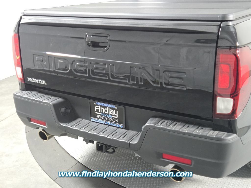 Certified 2025 Honda Ridgeline RTL+ image 5