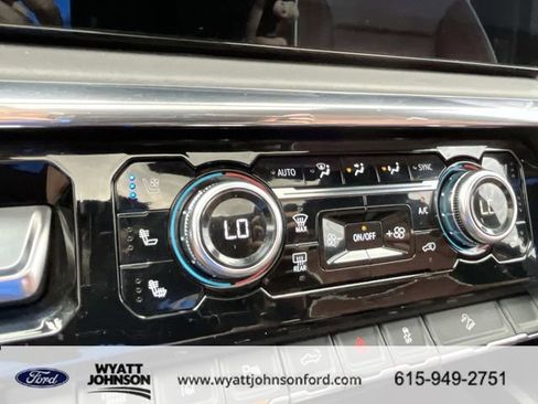 Used 2024 GMC Sierra 2500 Denali Ultimate image 35