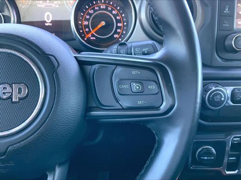 Used 2019 Jeep Wrangler Unlimited Sport S image 25