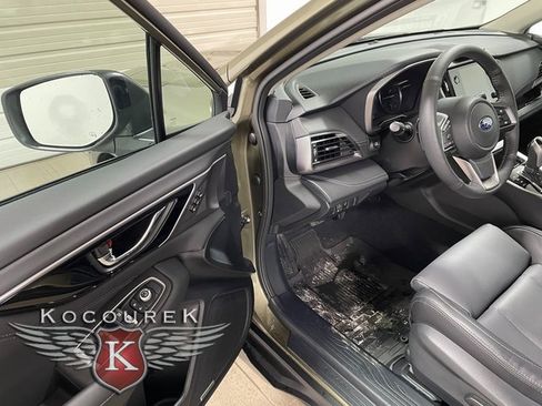 Used 2025 Subaru Outback Limited image 10