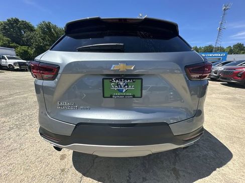 Used 2025 Chevrolet Blazer LT AWD/4WD image 35