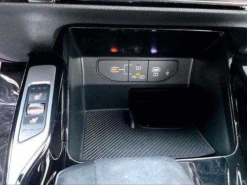 Used 2024 Kia Sorento SX Prestige w/ Olive Brown Leather Package AWD/4WD image 31