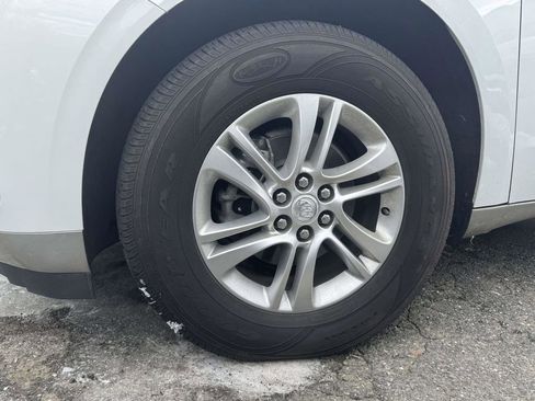 Used 2020 Buick Enclave Essence w/ LPO, Cargo Package image 9