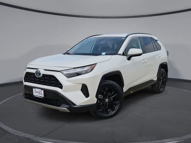 Used 2022 Toyota RAV4 SE AWD/4WD image 1