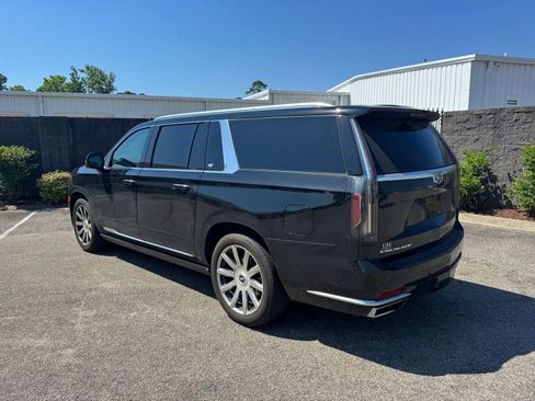 Used 2023 Cadillac Escalade ESV Premium Luxury Platinum AWD/4WD image 3