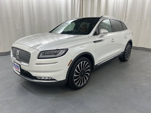 Used 2022 Lincoln Nautilus Black Label image 3