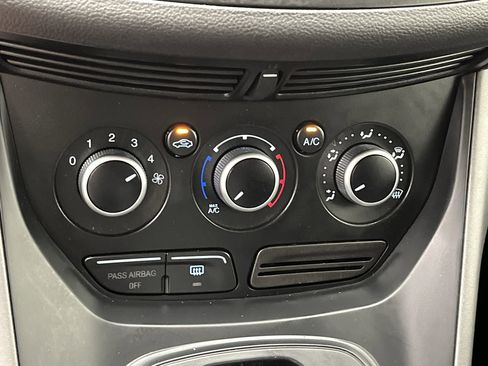 Used 2014 Ford Escape S FWD image 16