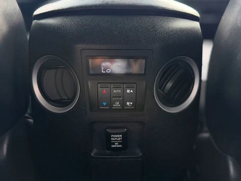 Used 2010 Honda Pilot EX-L image 19