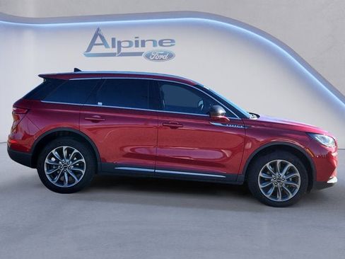 Used 2022 Lincoln Corsair AWD w/ Premium Package image 6