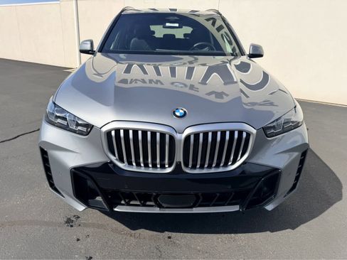 Used 2026 BMW X5 sDrive40i image 2