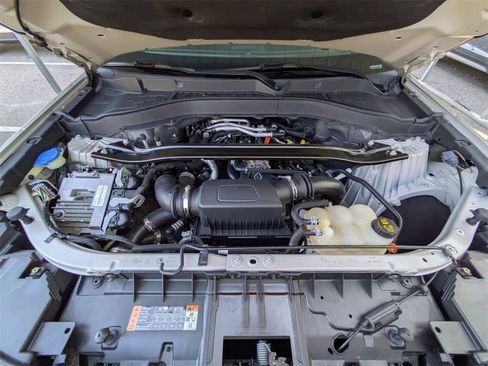 Used 2020 Ford Explorer ST w/ ST Street Pack image 16