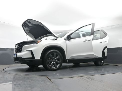 Certified 2023 Honda Pilot Sport image 43