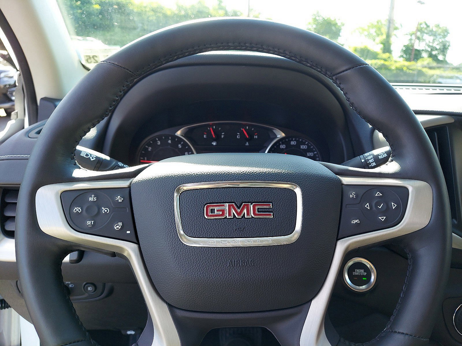 Used 2020 GMC Terrain Denali AWD/4WD image 9