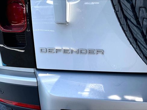 Used 2024 Land Rover Defender 110 S AWD/4WD image 32