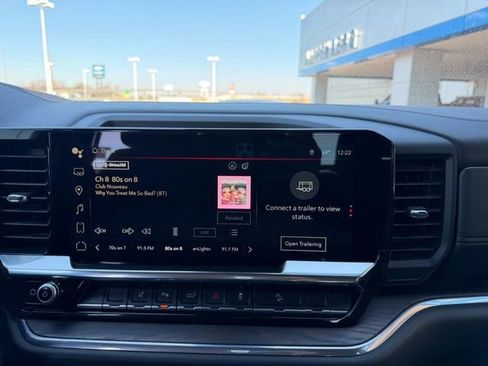 Used 2024 GMC Sierra 2500 SLT w/ SLT Convenience Package image 14