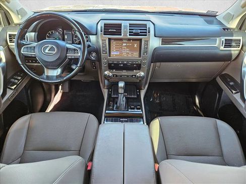 Used 2021 Lexus GX 460 Premium w/ Premium Package image 19