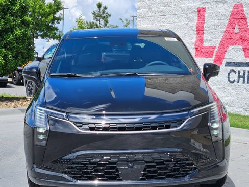 New 2027 Chrysler Pacifica Select FWD image 2
