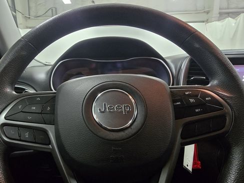 Used 2020 Jeep Cherokee Latitude image 21