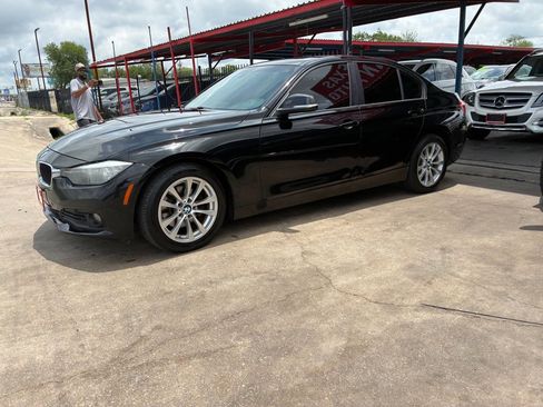 Used 2016 BMW 320i xDrive Sedan AWD/4WD image 9