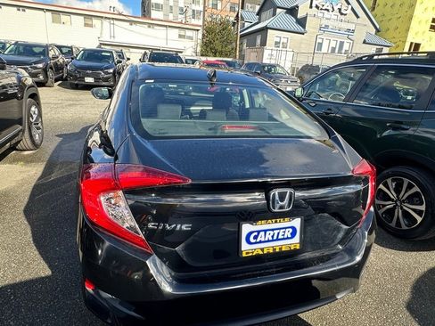 Used 2018 Honda Civic EX image 5