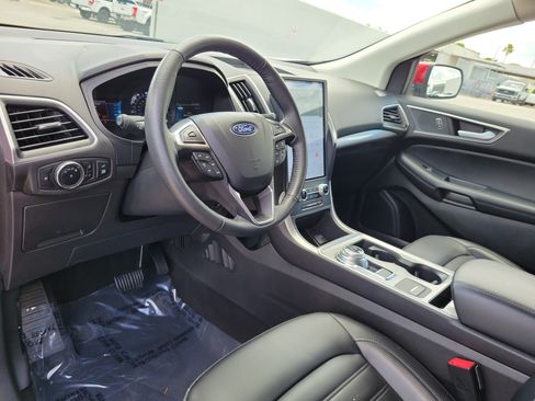 Used 2024 Ford Edge SEL w/ Convenience Package AWD/4WD image 12
