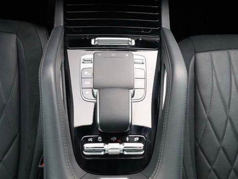 Certified 2022 Mercedes-Benz GLS 63 AMG 4MATIC image 21