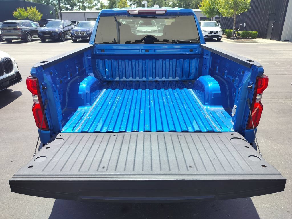 Used 2024 Chevrolet Silverado 1500 RST AWD/4WD image 19