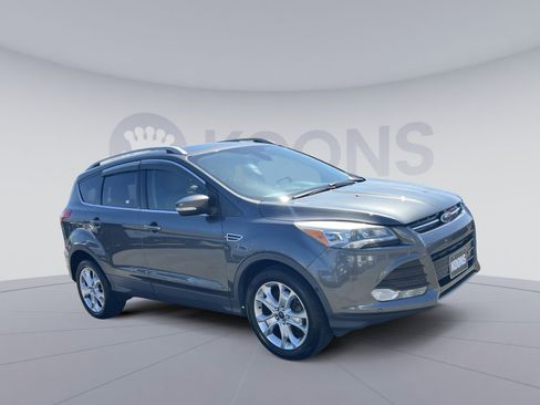 Used 2016 Ford Escape Titanium w/ Equipment Group 301A image 10