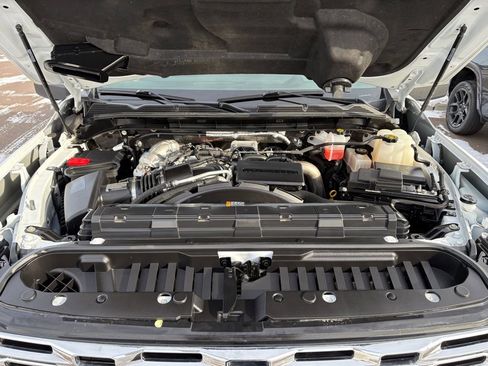 Used 2024 GMC Sierra 3500 Denali w/ Denali Reserve Package image 9