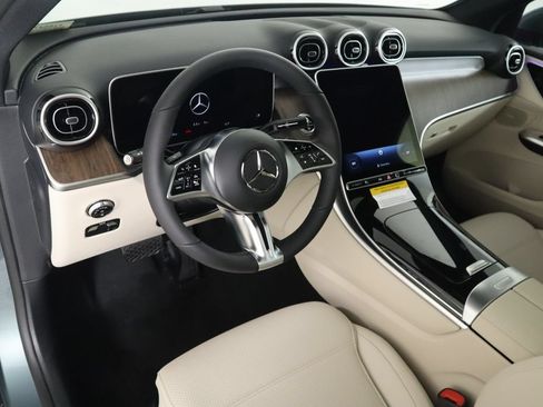Used 2026 Mercedes-Benz GLC 300 image 10