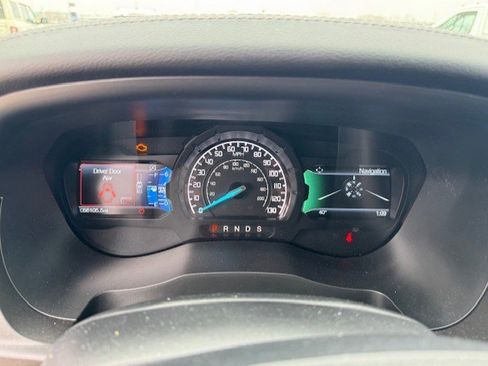 Certified 2021 Ford Ranger Lariat w/ Tremor Off-Road Package image 18