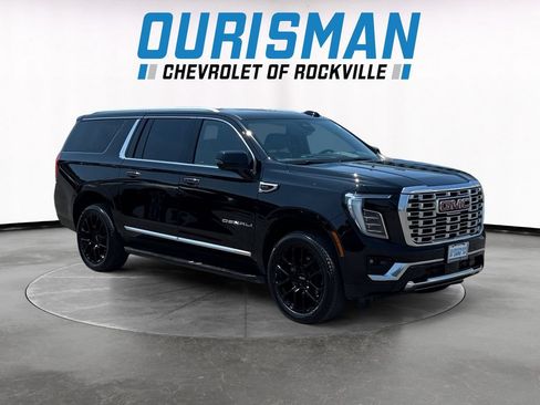 Used 2025 GMC Yukon XL Denali AWD/4WD image 1