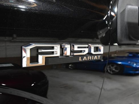 Used 2015 Ford F150 Lariat w/ Equipment Group 502A Luxury AWD/4WD image 4