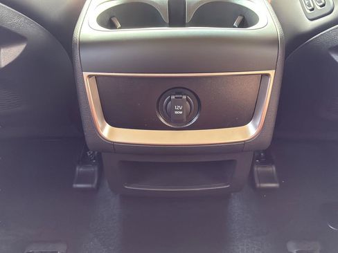 New 2026 Kia Carnival EX FWD image 17