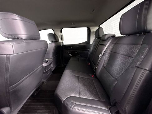 Used 2024 Toyota Tundra Limited AWD/4WD image 33