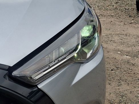 Used 2023 Toyota Corolla Cross LE AWD/4WD image 36