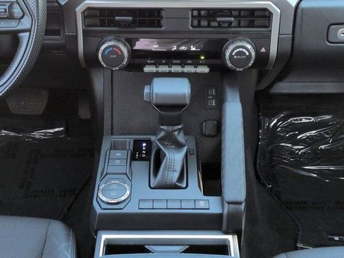 Used 2025 Toyota Tacoma SR5 RWD image 18