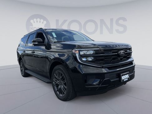 New 2026 Ford Expedition Max Platinum w/ Stealth Appearance Package AWD/4WD image 10
