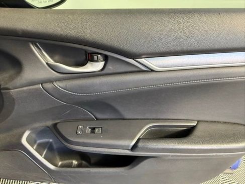 Used 2016 Honda Civic Touring image 44