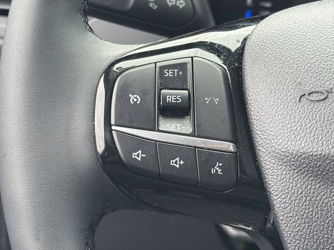 Certified 2023 Ford Escape Active AWD/4WD image 14